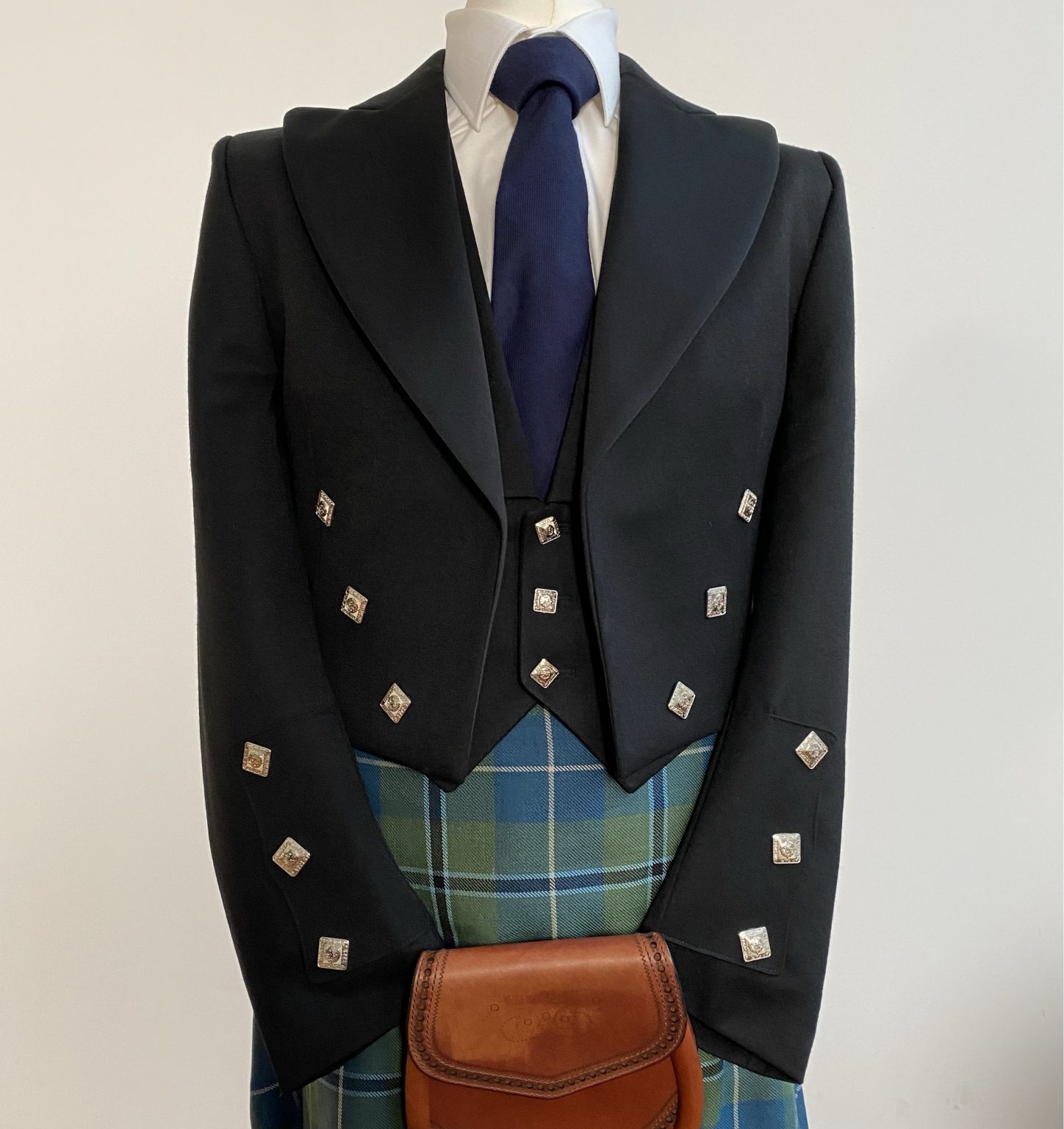 Prince Charlie Jacket - Black - Artisans of Scotland